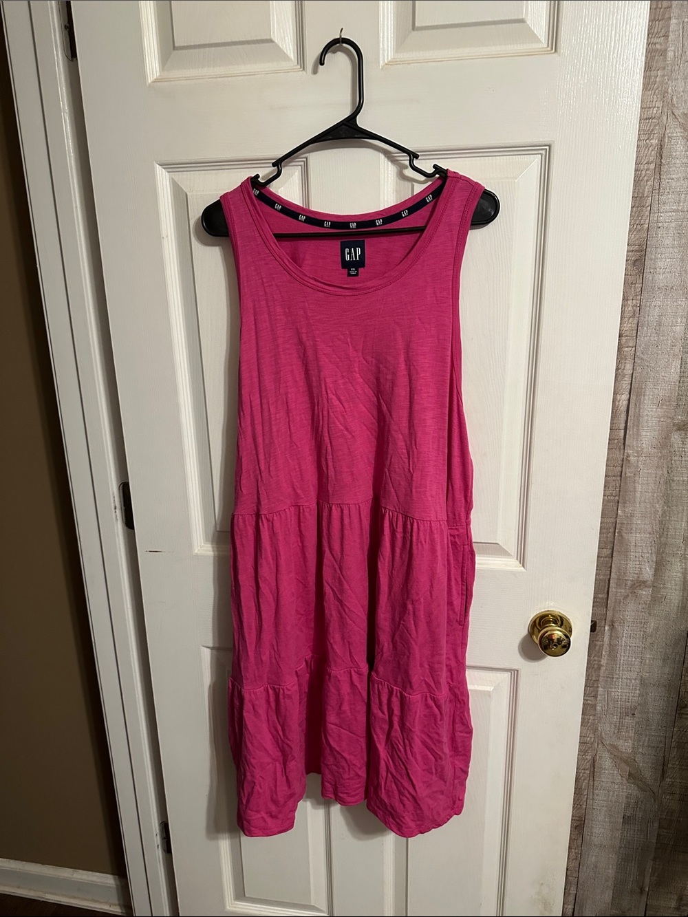 GAP Sleeveless Tiered Midi Dress - Hot Pink